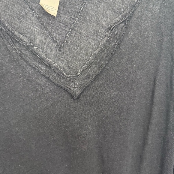 Free People We the Free Head In The Clouds Linen Blend Tee Black Size Small - Picture 11 of 12